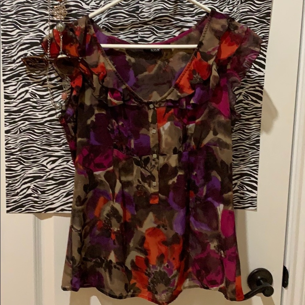 🌺Pretty a.n.a. Sheer Floral sleeveless top M🌺